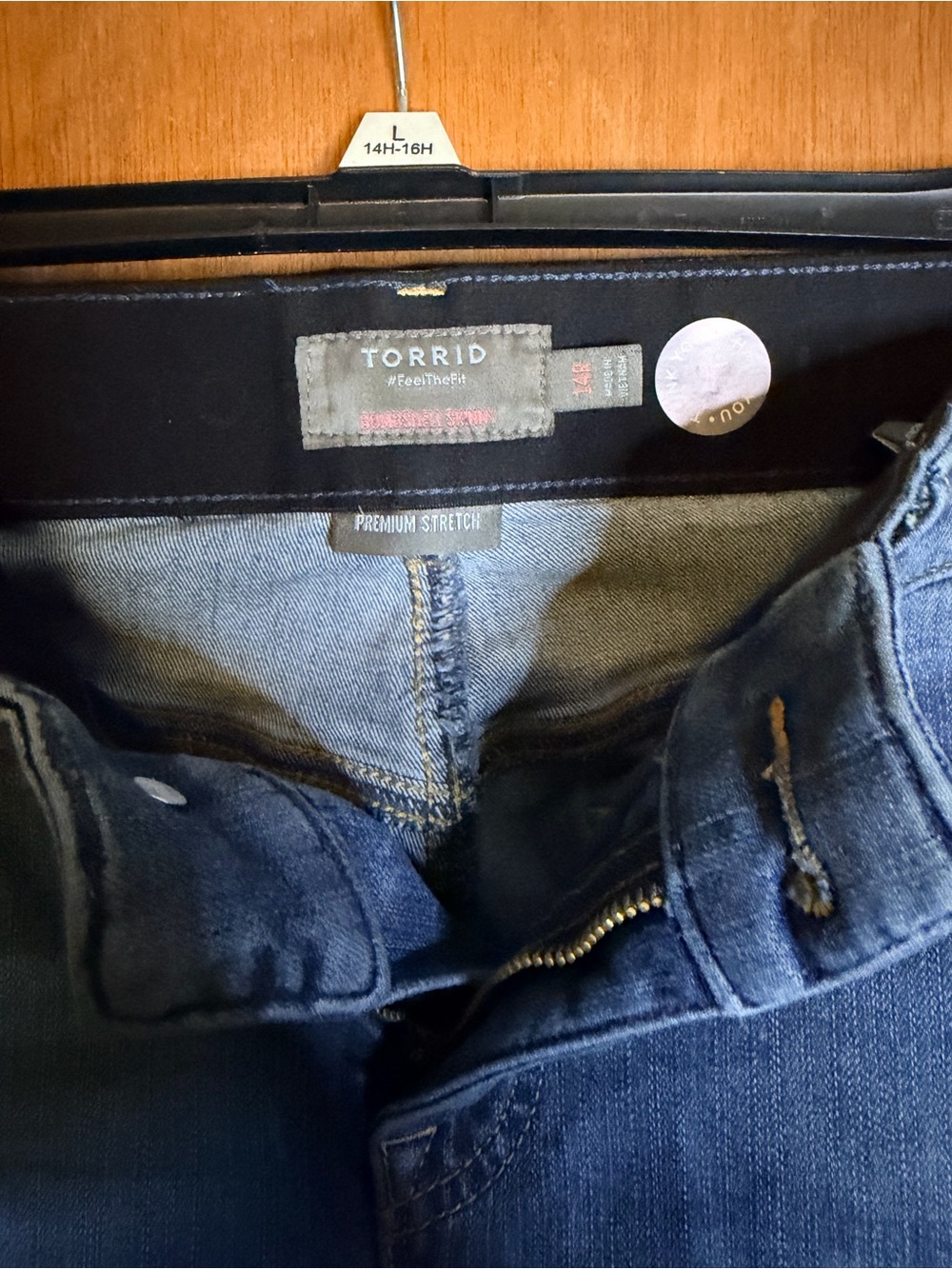 Torrid Blue Stretch Bombshell 💣 Skinny Jeans - Picture 4 of 6